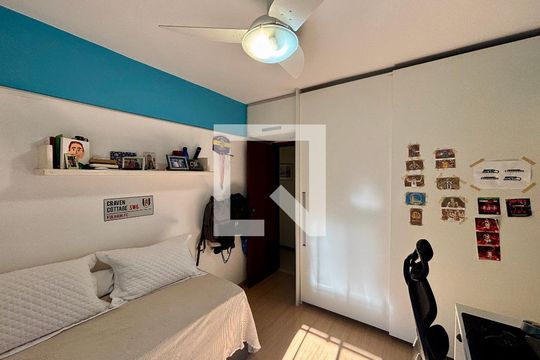 Quarto 1 de apartamento à venda com 3 quartos, 125m² em Lagoa, Rio de Janeiro