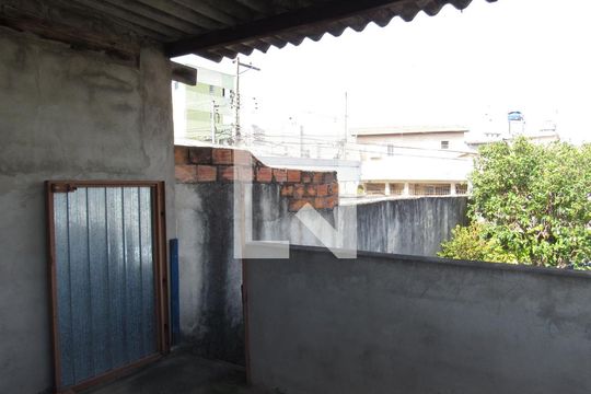 Área comum de casa à venda com 2 quartos, 150m² em Jardim Roberto, Osasco
