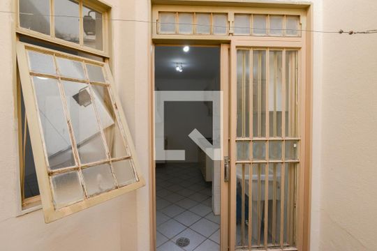Quintal de apartamento para alugar com 1 quarto, 34m² em Jardim Irajá, Ribeirão Preto