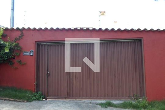 Fachada de casa à venda com 2 quartos, 86m² em Bom Jesus, Contagem