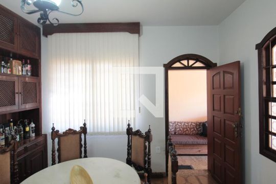 Copa de casa à venda com 3 quartos, 172m² em Santa Amelia, Belo Horizonte