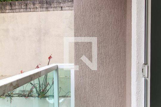 Sacada de casa para alugar com 3 quartos, 90m² em Vila Progresso (zona Leste), São Paulo