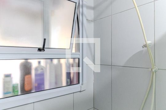 Banheiro de apartamento à venda com 1 quarto, 43m² em Centro Histórico de São Paulo, São Paulo