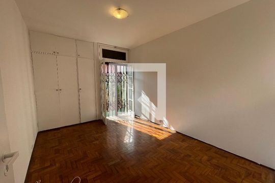 Quarto 2 de casa à venda com 4 quartos, 199m² em Butantã, São Paulo