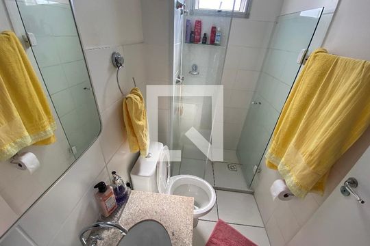 Banheiro Social de apartamento à venda com 2 quartos, 47m² em Pechincha, Rio de Janeiro