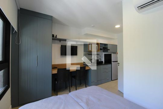 Studio de kitnet/studio para alugar com 1 quarto, 20m² em Indianópolis, São Paulo