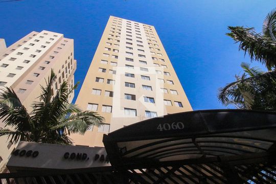 Fachada de apartamento à venda com 3 quartos, 70m² em Vila Ema, São Paulo
