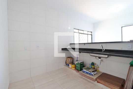 Cozinha de casa para alugar com 2 quartos, 850m² em Parque Ribeirao Preto, Ribeirão Preto