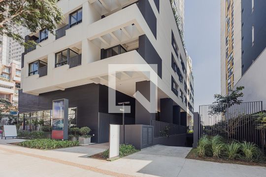Fachada de kitnet/studio para alugar com 1 quarto, 26m² em Sumarezinho, São Paulo