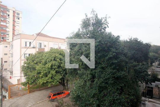 Vista do Quarto 2 de apartamento à venda com 2 quartos, 63m² em Santana, Porto Alegre