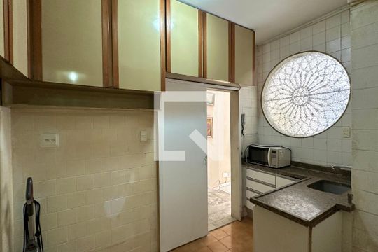 Cozinha de apartamento à venda com 3 quartos, 90m² em Botafogo, Rio de Janeiro