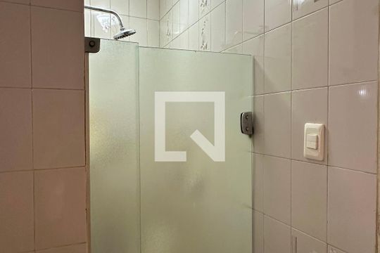Banheiro de apartamento à venda com 3 quartos, 90m² em Botafogo, Rio de Janeiro
