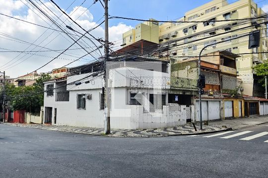 Fachada de casa à venda com 3 quartos, 175m² em Méier, Rio de Janeiro