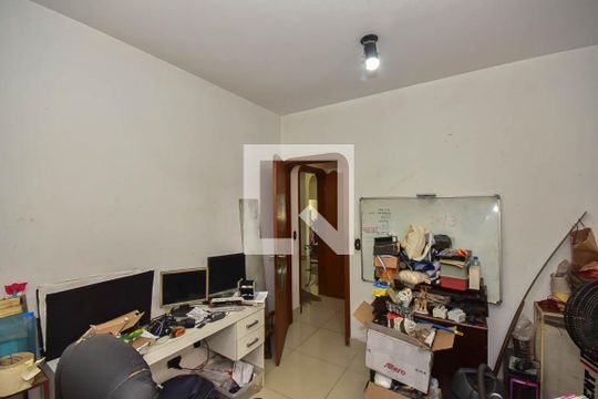 Escritório de casa para alugar com 5 quartos, 440m² em Jardim Londrina, São Paulo