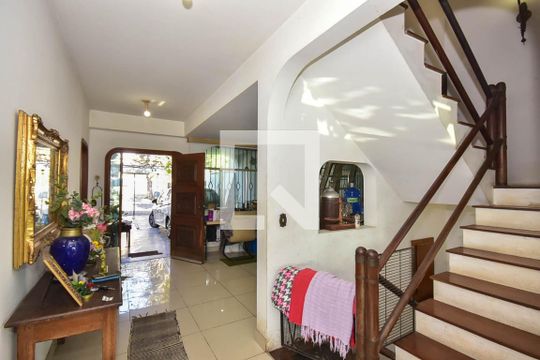 Hall de Entrada de casa para alugar com 5 quartos, 440m² em Jardim Londrina, São Paulo