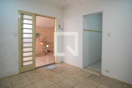 Casa à venda com 2 quartos, 70m² em Vila Moinho Velho, São Paulo