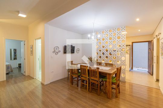 Sala de casa para alugar com 4 quartos, 465m² em Parque Boturussu, São Paulo