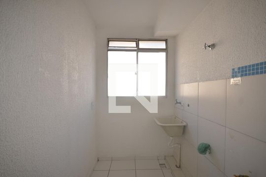 Área de Serviço de apartamento para alugar com 2 quartos, 42m² em Campo Grande, Rio de Janeiro
