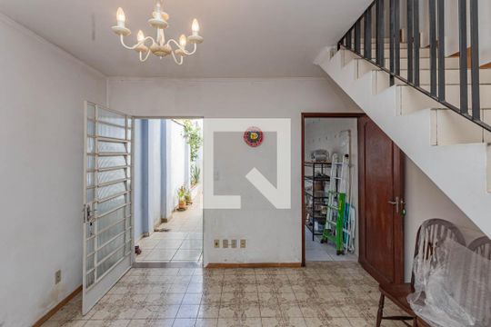 Sala casa 2 de casa para alugar com 3 quartos, 200m² em Vila Gumercindo, São Paulo