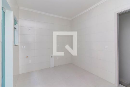 Cozinha de casa de condomínio à venda com 3 quartos, 124m² em Jardim Santa Ines, São Paulo