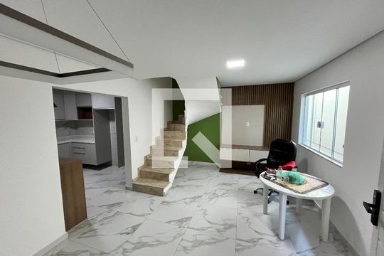 Sala de casa de condomínio à venda com 3 quartos, 124m² em Jardim Santa Ines, São Paulo