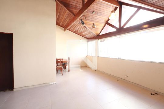 Terraço de casa à venda com 5 quartos, 350m² em Tatuapé, São Paulo