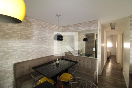 Sala de apartamento para alugar com 3 quartos, 80m² em Vila Ester (zona Norte), São Paulo