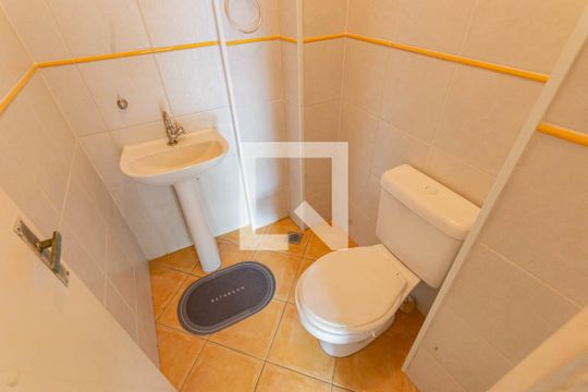 Lavabo de apartamento para alugar com 2 quartos, 65m² em Cambuci, São Paulo