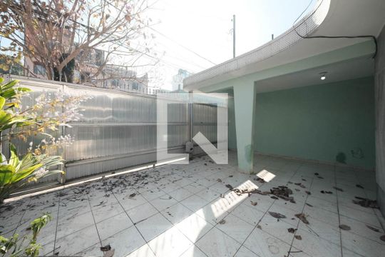 Garagem de casa à venda com 2 quartos, 250m² em Vila Buenos Aires, São Paulo