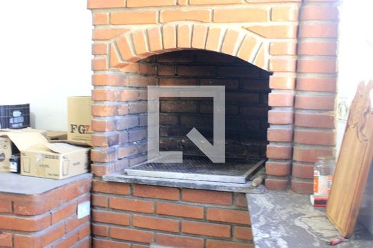 Espaço Gourmet de casa à venda com 2 quartos, 180m² em Jardim Santa Mena, Guarulhos