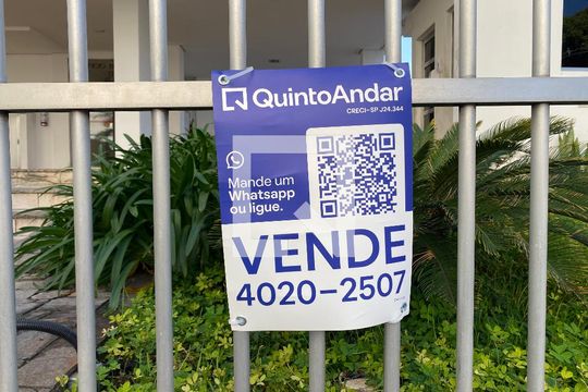 Placa de apartamento para alugar com 2 quartos, 82m² em Mooca, São Paulo