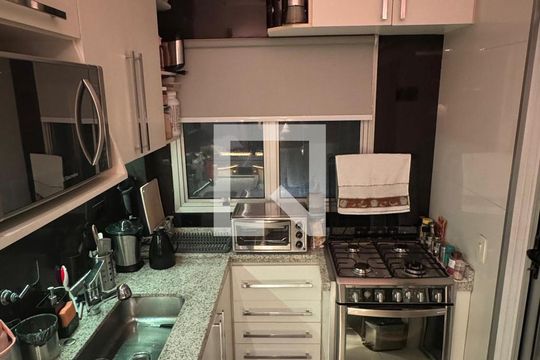 Cozinha de apartamento à venda com 2 quartos, 70m² em Vila Olímpia, São Paulo