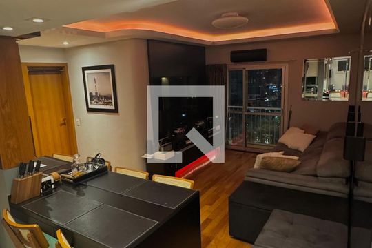Sala de apartamento à venda com 2 quartos, 70m² em Vila Olímpia, São Paulo