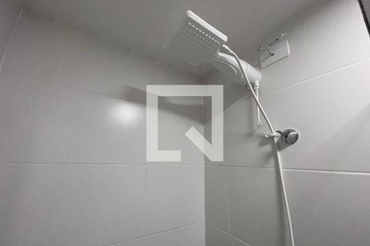 Banheiro da Suíte de apartamento à venda com 1 quarto, 24m² em Vila Butantã, São Paulo