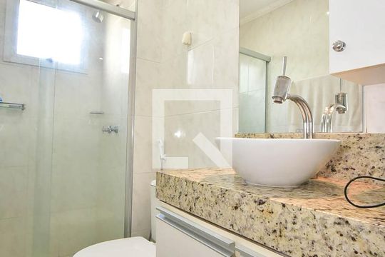 Banheiro Social de apartamento para alugar com 3 quartos, 97m² em Vila Andrade, São Paulo