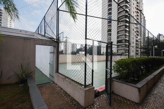 Quadra de apartamento para alugar com 3 quartos, 97m² em Vila Andrade, São Paulo