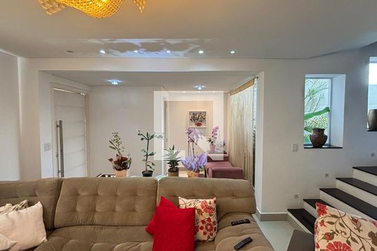 Sala de casa à venda com 4 quartos, 160m² em Jardim, Santo André