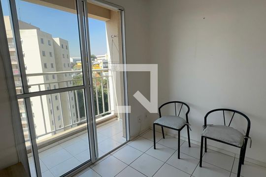 Sala de apartamento para alugar com 3 quartos, 65m² em Parque Viana, Barueri