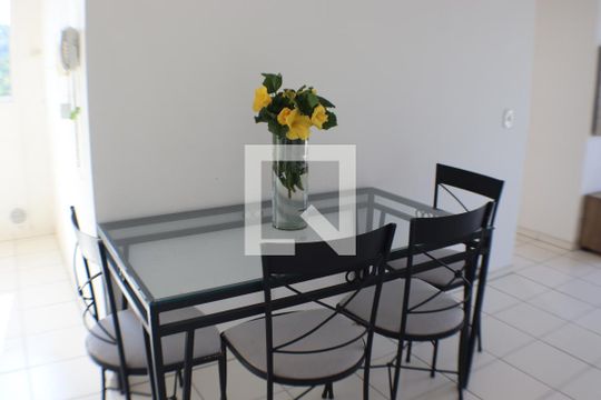 Sala de apartamento para alugar com 3 quartos, 65m² em Parque Viana, Barueri