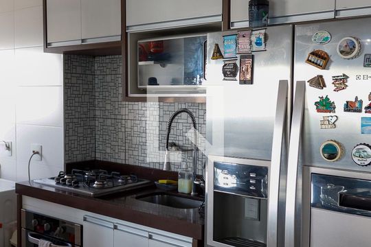 Cozinha de apartamento para alugar com 2 quartos, 120m² em Centro, Osasco
