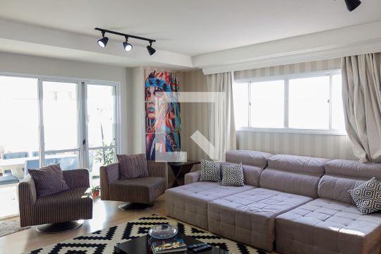 Apartamento para alugar com 2 quartos, 120m² em Centro, Osasco