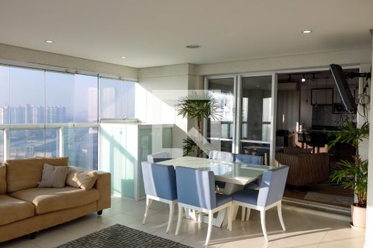 Sacada de apartamento para alugar com 2 quartos, 120m² em Centro, Osasco