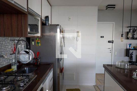 Cozinha de apartamento para alugar com 2 quartos, 120m² em Centro, Osasco