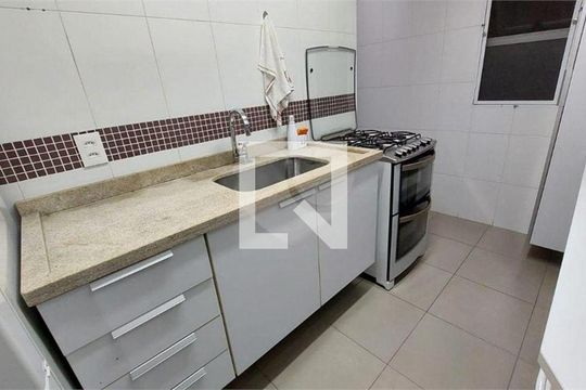 Apartamento à venda com 2 quartos, 64m² em Jardim Santa Emilia, São Paulo