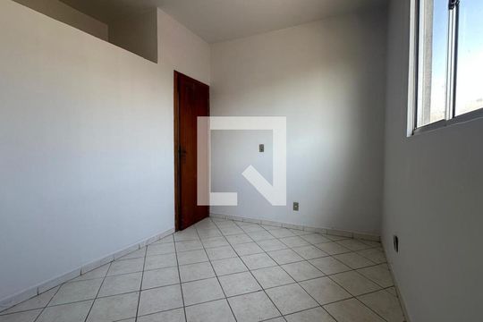 Quarto 1 de casa à venda com 2 quartos, 69m² em Fonte Grande, Contagem