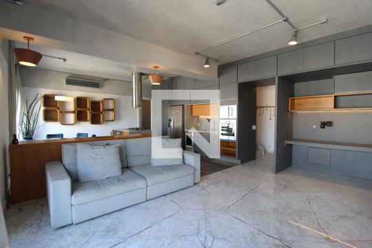 Apartamento à venda com 1 quarto, 140m² em Vila Nova Conceição, São Paulo