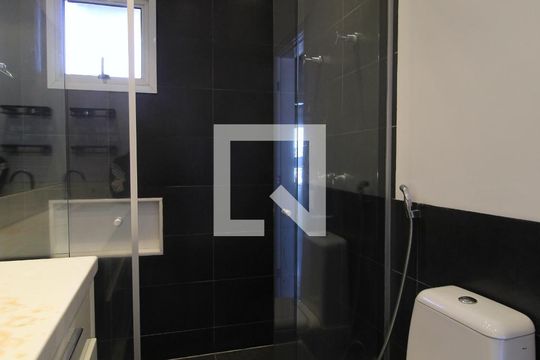 Banheiro da Suíte de apartamento à venda com 1 quarto, 140m² em Vila Nova Conceição, São Paulo