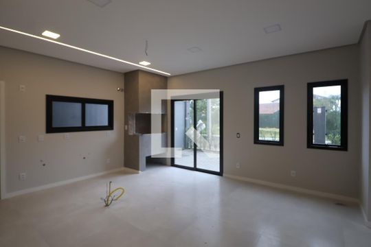 Cozinha de casa à venda com 3 quartos, 142m² em São José, Canoas
