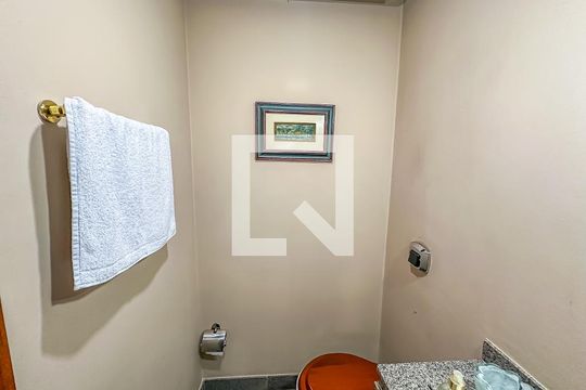 Lavabo de apartamento à venda com 3 quartos, 139m² em Humaitá, Rio de Janeiro