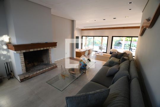 Sala 2 de casa para alugar com 4 quartos, 630m² em Jardim Sorirama (sousas), Campinas